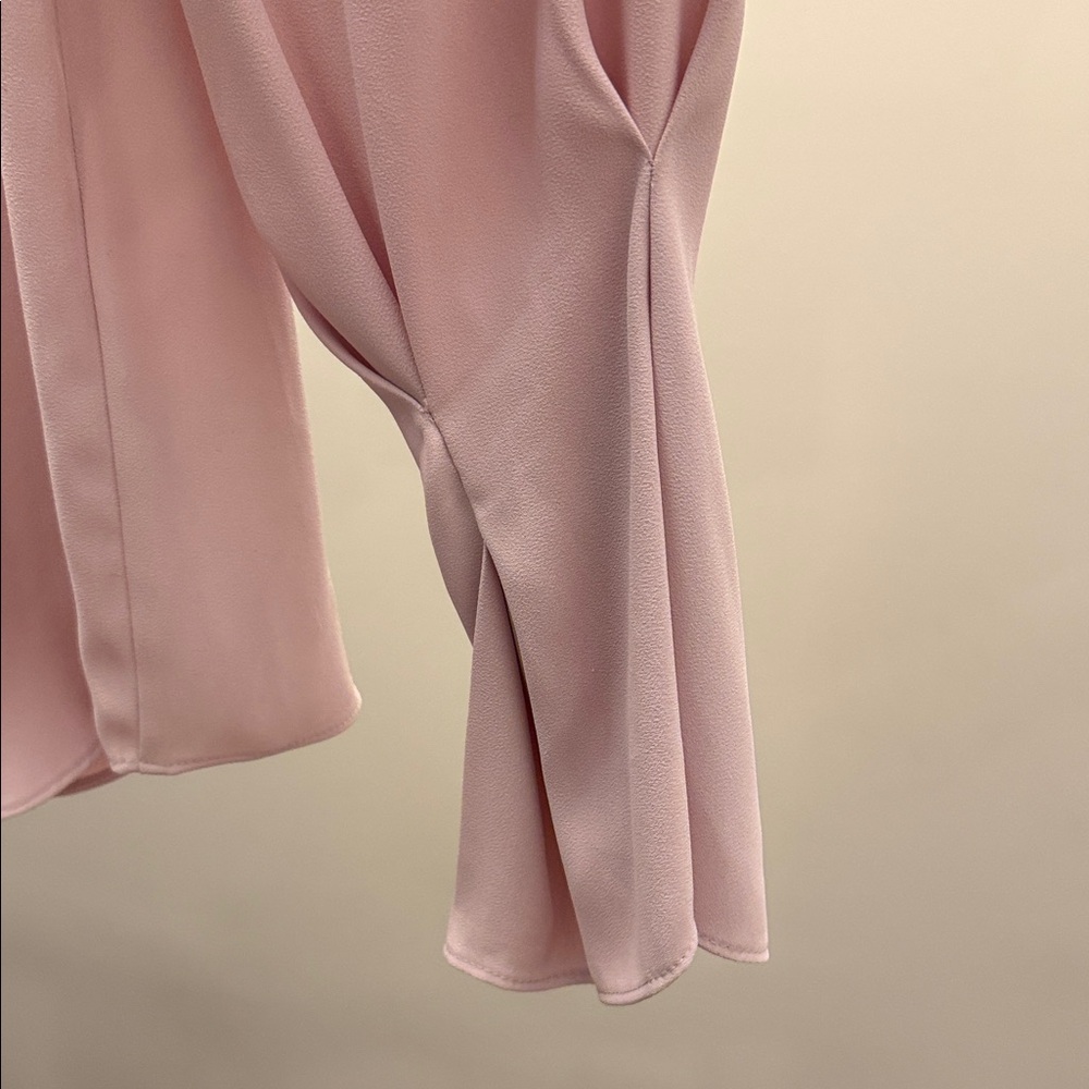 White House Black Market Soft Pink V-Neck Blouse - Picture 3 of 4